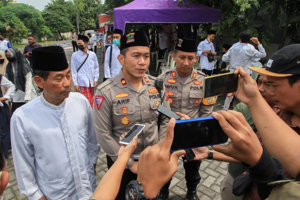 Sim Cak Bhabin Polrestabes Surabaya Goes To Pesantren